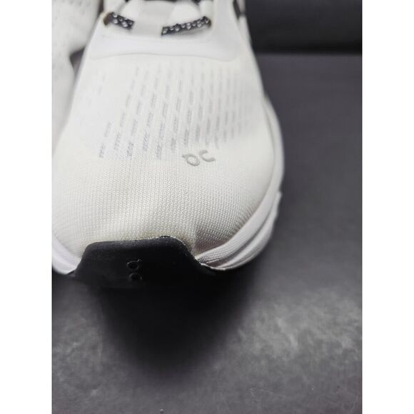 Oncloud Men 8.5 Comfy footwear main image 4